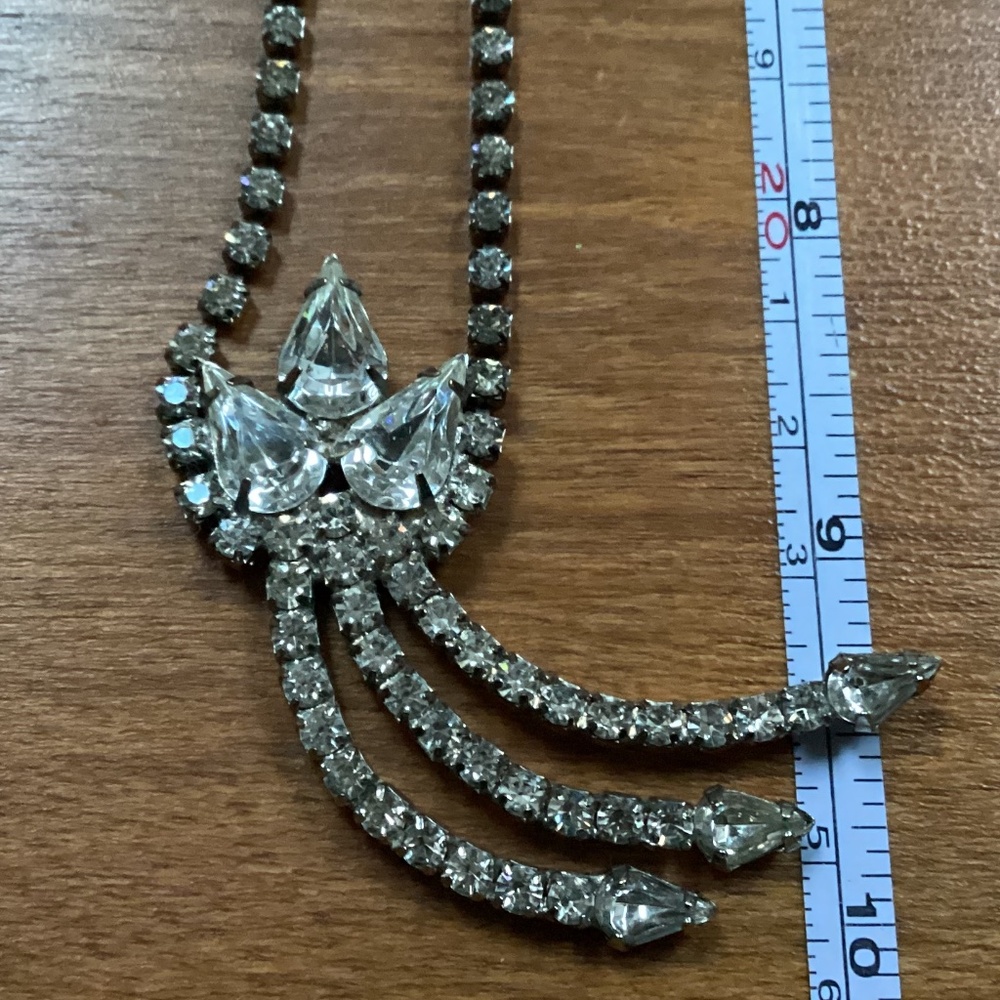 Vintage Rhinestone Necklace Silver-tone - Picture 6 of 8